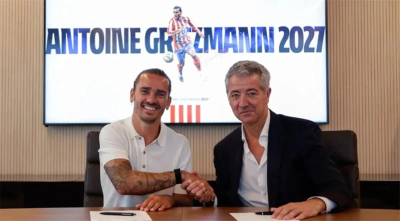 أتلتيكو مدريد يمدد عقد جريزمان حتى 2027 استعدادا لكأس العالم للأندية أعلن نادي أتلتيكو مدريد الإسباني، اليوم الإثنين، تجديد عقد نجمه الفرنسي أنطوان جريزمان رسميا حتى صيف عام 2027،