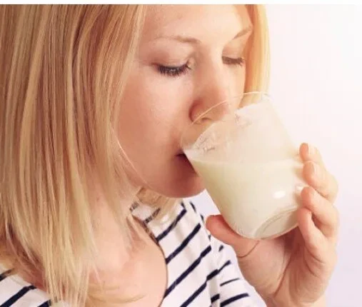 تأويل رؤية “استغناء الحليب” في الحلم وفقًا لابن سيرين