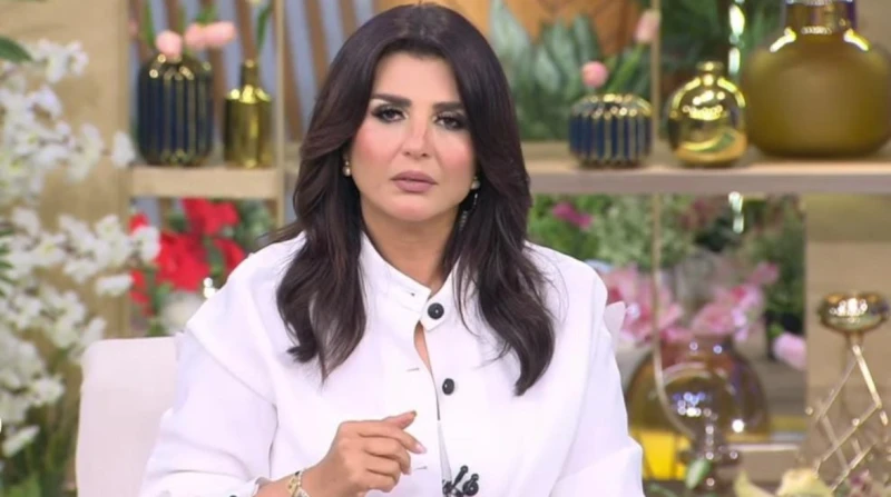 لن نبتلع الخطأ".. أول تعليق لمنى الشاذلي بعد أزمة لوحات مها الصغير