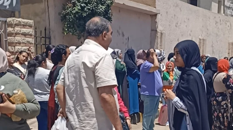 وداعا للتوتر.. طلاب الثانوية يختتمون اليوم امتحاناتهم بـ5 مواد