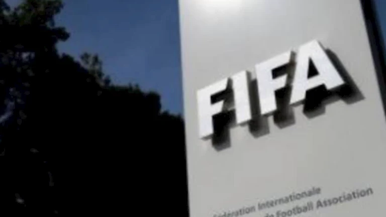 كيف تحوّلت أساليب التفاوض على العقود في كرة القدم؟