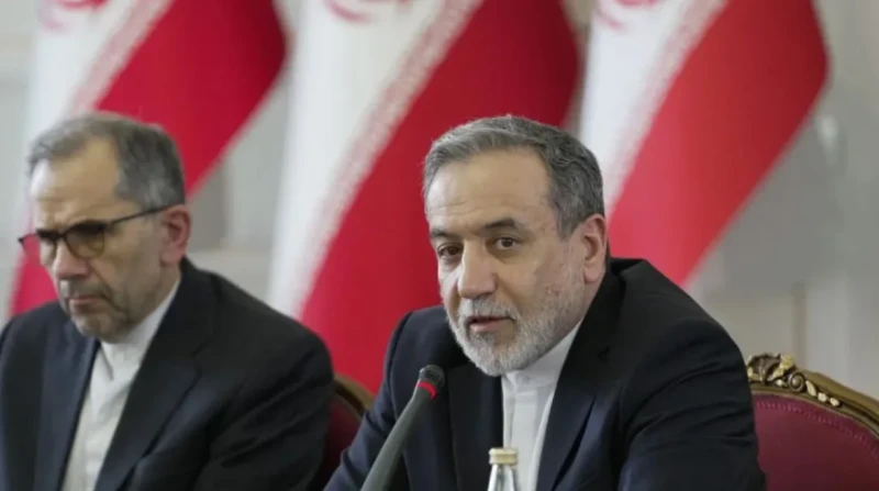 العودة إلى العقوبات تثير استياء إيران تجاه الترويكا الأوروبية: ‘عدم تقدير’