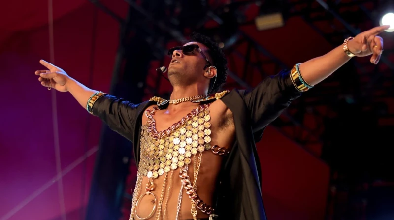 فريدة تمرازا: لم أنشغل بالجدل حول إطلالة محمد رمضان في كوتشيلا