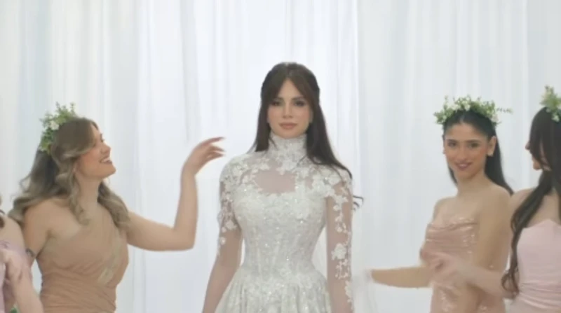 بعد جدل الزواج.. آمال ماهر تكشف سر الفستان الأبيض