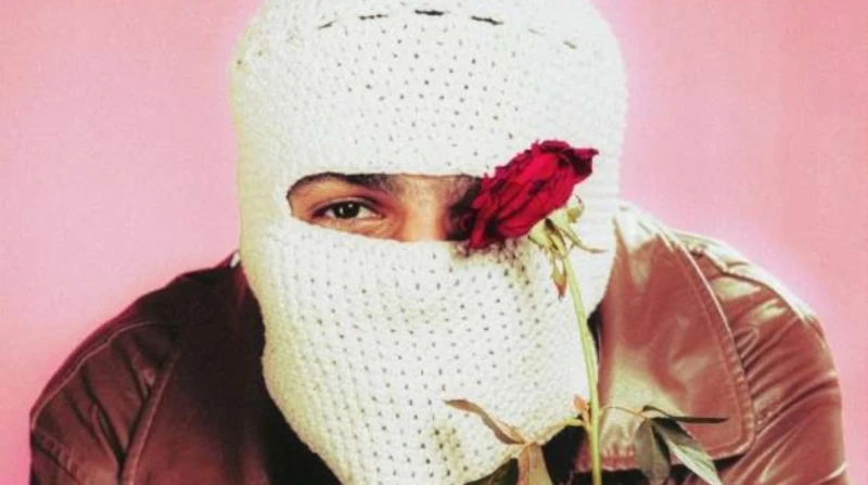 توليت ساخرا من شائعة اعتزاله: هو أنا لسه بدأت؟ علق الرابر توليت، على ما تردد في الآونة الأخيرة عن اعتزاله الغناء، خصوصا بعد عدم طرحه أي أعمال فنية جديدة.وكتب توليت، من خلال استوري