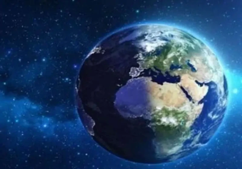 هل نحذف ثانية من الزمن؟ الأرض تقترب من الثانية السالبة لأول مرة بالتاريخ كشف المهندس ماجد أبو زاهرة، رئيس الجمعية الفلكية بجدة، عن توقعات فلكية تشير إلى أن كوكب الأرض سيشهد خلال شه