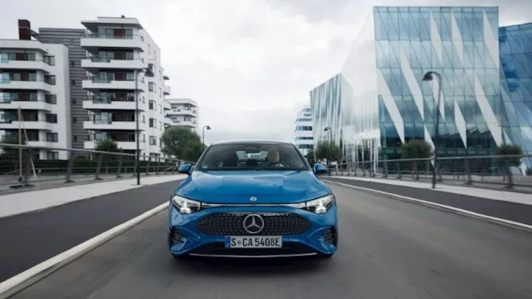 مرسيدس تكشف عن طراز CLA الكهربائي الجديد
