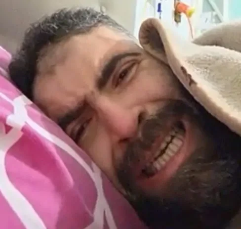 بعد نشر "افاق عربية".. وزارة الصحة تستجيب لـ استغاثة محمد شوقي وتخصص له غرفة رعاية تناسب مرضه