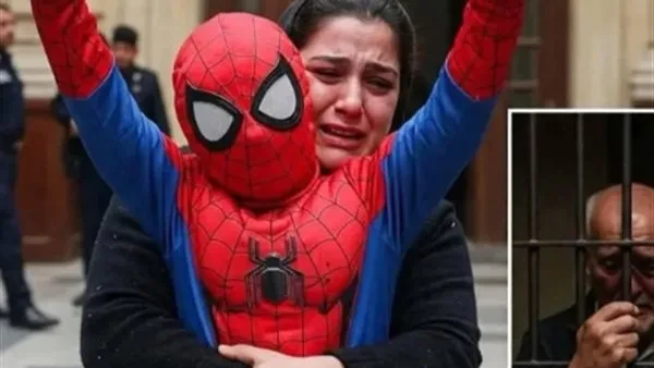 بملابس سبايدر مان.. وصول الطفل ياسين ووالدته إلى محكمة جنايات دمنهور