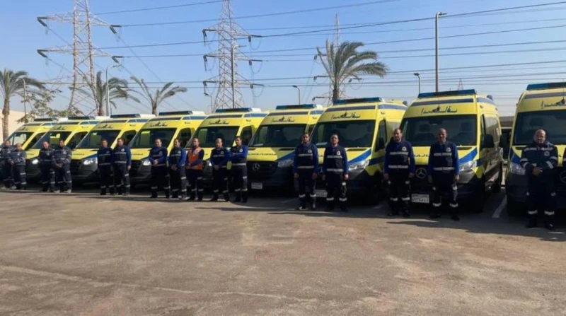 حريق سنترال رمسيس.. الإسعاف: العمل مستمر لإصلاح عطل الخط الساخن 123 تواصل هيئة الإسعاف المصرية، بالتنسيق مع الجهات المعنية، جهودها لإصلاح العطل الفني الذي أصاب الخط الساخن (123)، ا