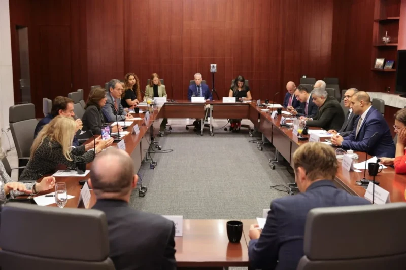 وزير الخارجية يناقش قضايا البحر الأحمر وأمن المياه في واشنطن