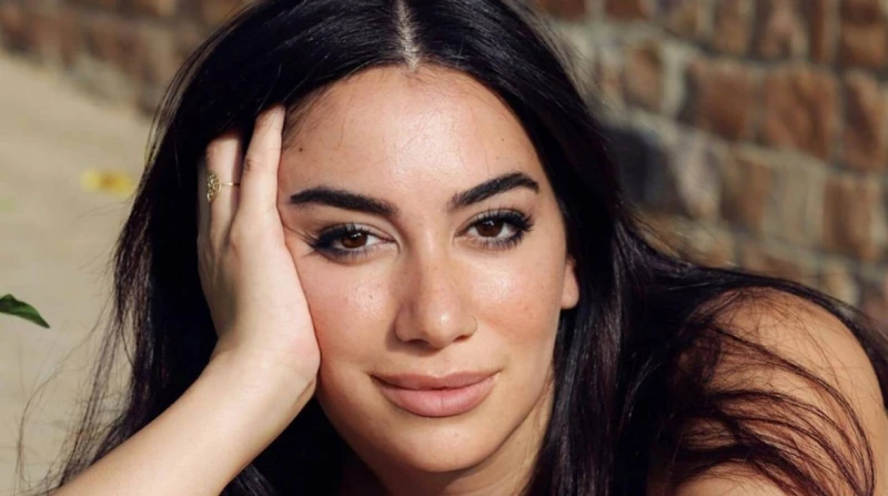 كوميديا وإنسانية.. فدوى عابد تكشف عن شخصيتها في "برشامة"