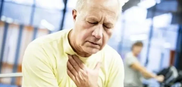 كيف يؤثر طعامك على صحة قلبك؟.. إليك 4 أطعمة ترفع الكوليسترول الضار تجنبها فورًا