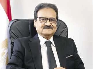 5 قائمة و2 فردي.. حزب المصري الديمقراطي يخوض انتخابات مجلس الشيوخ بـ7 مقاعد.. وفريد زهران يؤكد: كنا الحزب الأكثر تأثيرا فى البرلمان الحالي ونتمسك بمبدأ "لا مجال للمال السياسي"