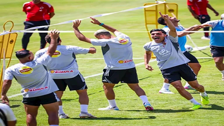 15 صورة توثق تدريبات الأهلي خلال معسكره في تونس