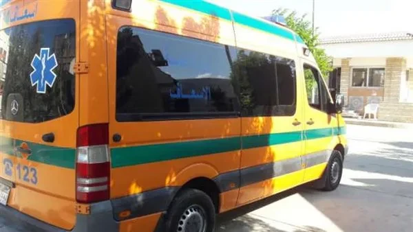 إصابة أربعة أفراد في حادث تصادم بين دراجتين ناريتين في الفيوم