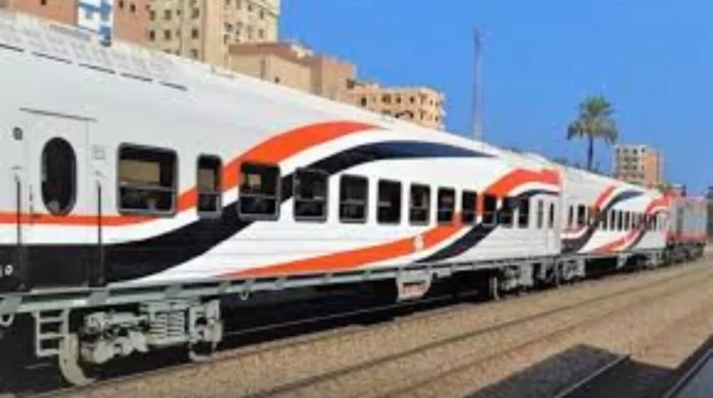 خدمات خاصة ووجبات مجانية: من يتحمل تكاليف “قطار العودة” للسودانيين من مصر؟