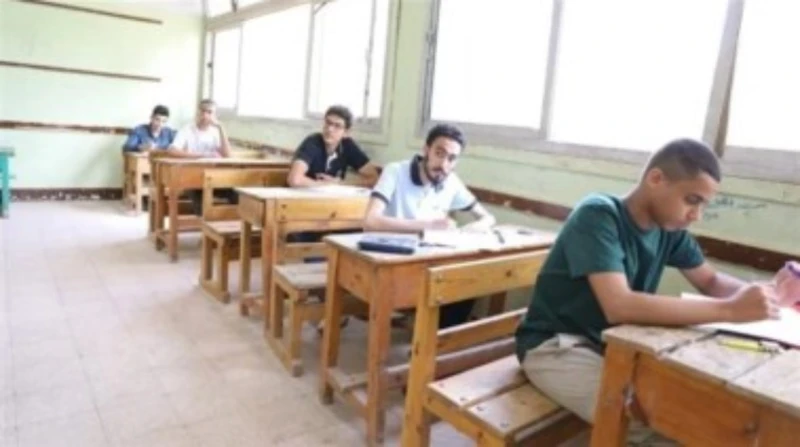 جداول امتحانات الدور الثاني للمرحلة الإعدادية 2025 بالإسكندرية أعلنت مديرية التربية والتعليم بالإسكندرية، جداول امتحانات الدور الثاني للمرحلة الإعدادية 2025 بمحافظة الإسكندرية، للص