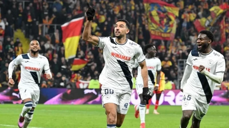 خطوة واحدة تفصل الأهلي عن الانضمام الرسمي لأحمد حسن كوكا