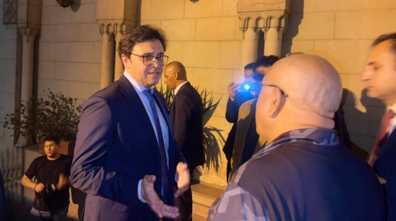 بعد حريق سنترال رمسيس.. وزير الثقافة: معهد الموسيقى العربية آمن أكد وزير الثقافة الدكتور أحمد فؤاد هنو، أن معهد الموسيقى العربية لم يتعرض لأي أضرار جراء الحريق الذي اندلع في مبنى س