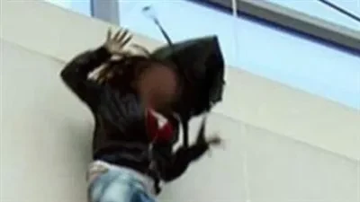 أجنبي يلقى بنفسه من الطابق الثامن في مدينة نصر بسبب انفصاله عن حبيبته