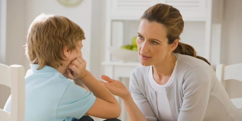 لا تكرر هذه العبارات مع طفلك.. 5أخطاء تربوية يقع فيها الجميع