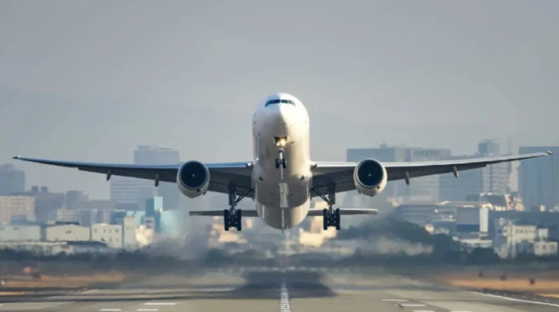 الطيران المدني: تأخير في مواعيد بعض الرحلات بسبب عطل شبكات الاتصالات أعلنت وزارة الطيران المدني عن تأخر مواعيد إقلاع عدد من الرحلات الجوية، نتيجة عطل مفاجئ ومؤقت في شبكات الاتصالات