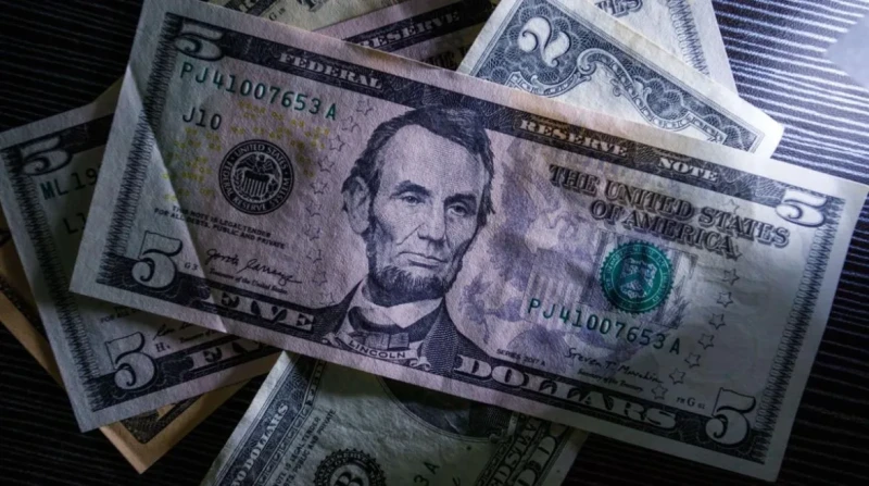 أسعار الدولار مقابل الجنيه المصري اليوم الثلاثاء 22 يوليو 2025