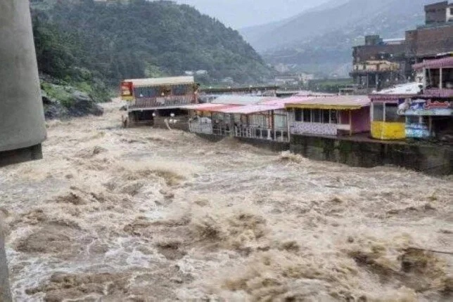 زيادة عدد ضحايا الأمطار الغزيرة في باكستان إلى 202 وفاة و560 مصاباً