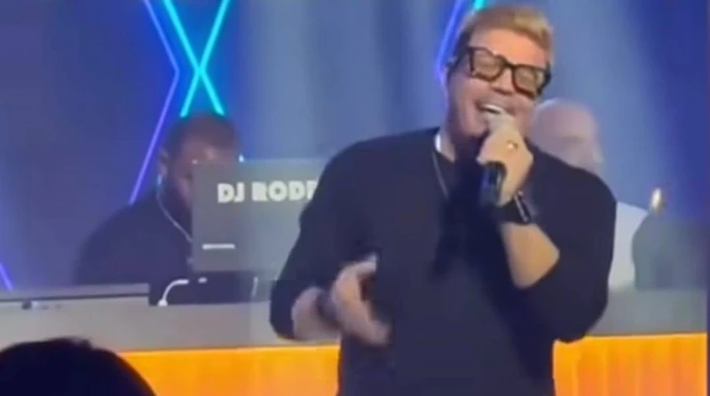 “الهضبة” النسخة السورية.. أول تعليق لشبيه عمرو دياب بعد تصدره الترند