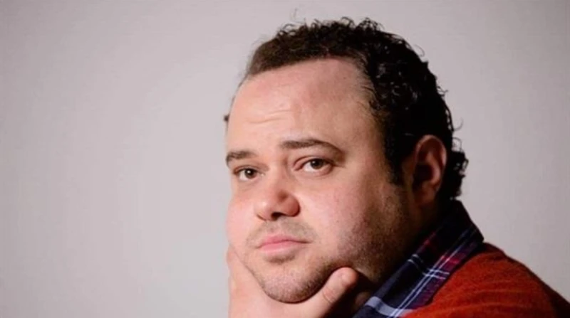 أنا مصدوم.. وفاة شقيقة الفنان مدحت تيخا