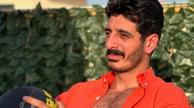 من موديل ملابس لـ"الزنزانة".. شاكر ترك الهندسة لأجل ملايين "التيك توك"