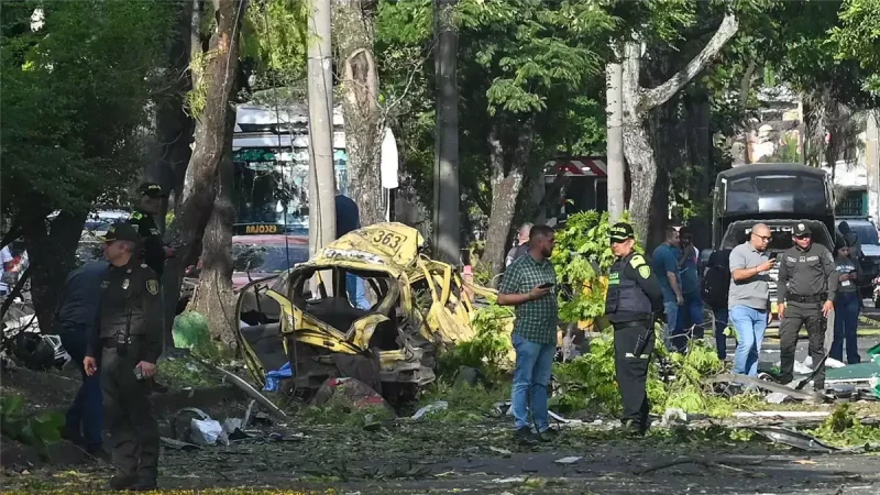 تفجير مميت بالقرب من قاعدة عسكرية في كولومبيا.. حالة من الذعر في “كالي” من جديد