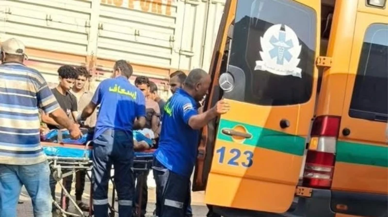 خبطه وأهله بيستلموه.. سائق يدهس متوفى ويصيب آخرين بالدقهلية