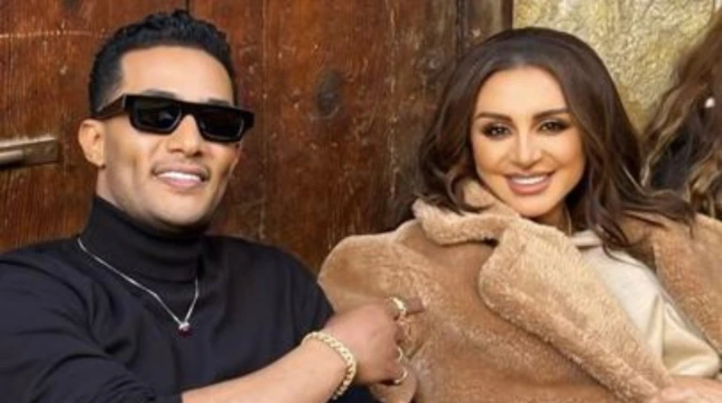 محمد رمضان يكشف مفاجأة لأنغام على مسرح بيروت