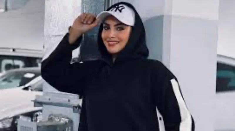 السلطات الأمنية تعتقل البلوجر أم خالد