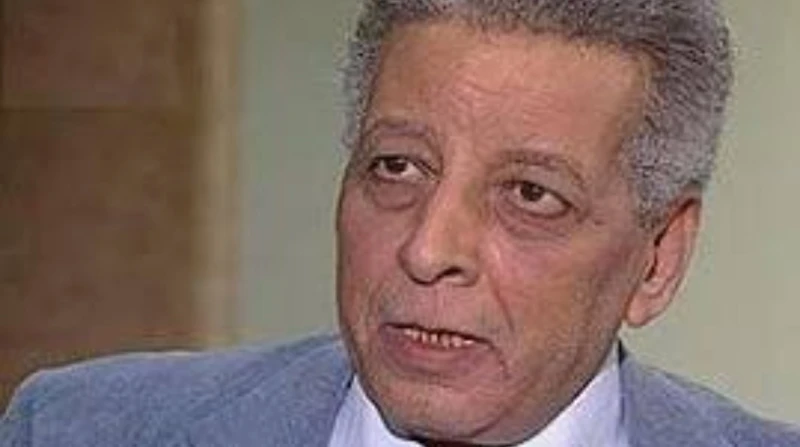 نرحل ويبقى الأثر.. خليل مرسي قيمة فنية خالدة