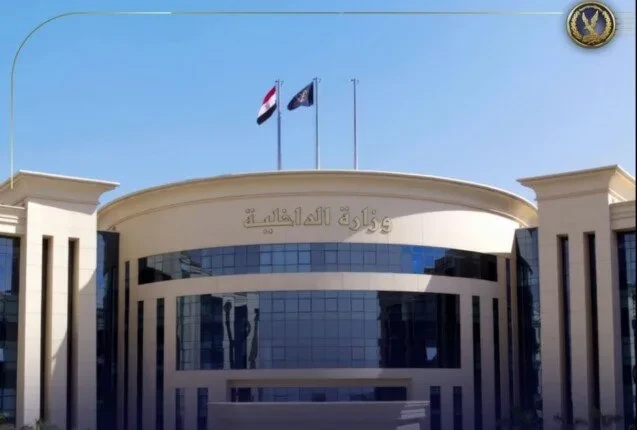 استقال منذ عامين ويعاني من اضطراب نفسي