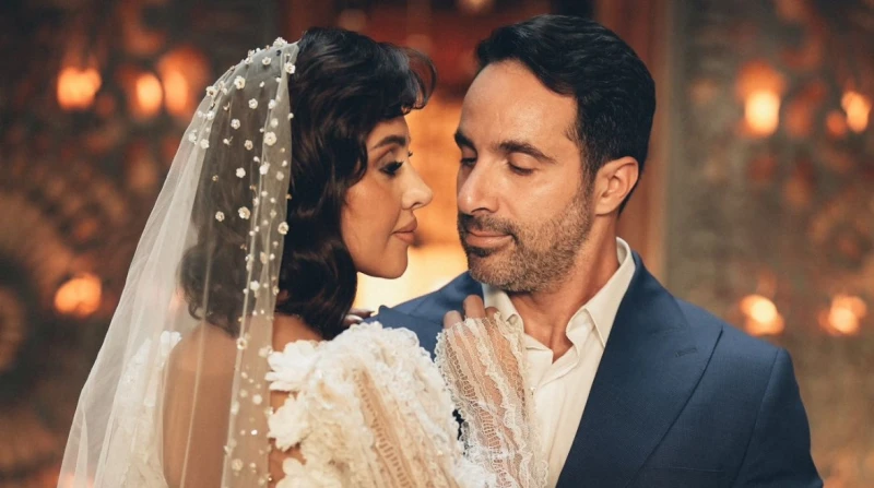 زوج ياسمين رئيس يرد على أنباء طلاقهما بصورة