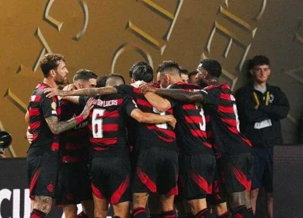 فلامنجو يتصدر الدوري البرازيلي متقدماً على كروزيرو.