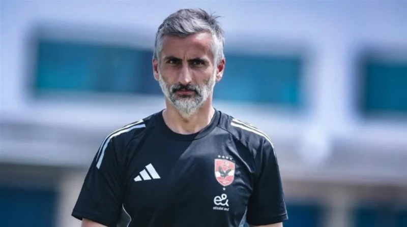 الأهلي يختتم مسألة التعاقد مع مهاجم جديد.. وريبيرو يثق في الثلاثي الموجود بالفريق