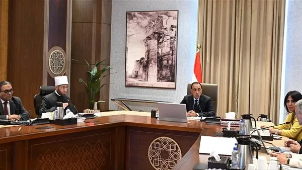 رئيس الوزراء يراجع جهود إدارة أصول وأملاك الوقف مع وزير الأوقاف