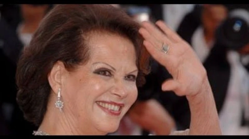 رحيل آخر أيقونات السينما الإيطالية.. من هي كلاوديا كاردينالي؟