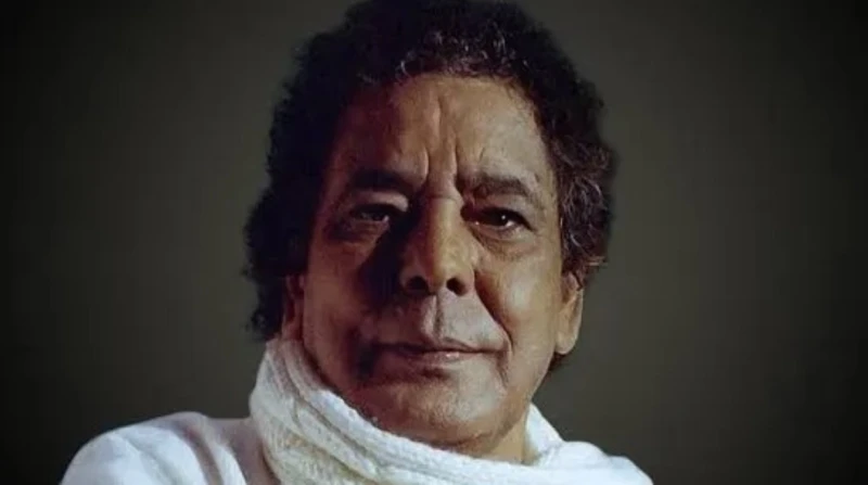 "حبيبي ومصدر إلهامي".. رسالة مؤثرة من ويجز لـ محمد منير