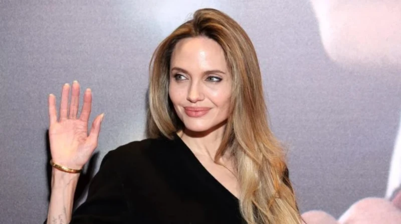 أنجلينا جولي تصدم الأمريكان بتصريحات غير متوقعة