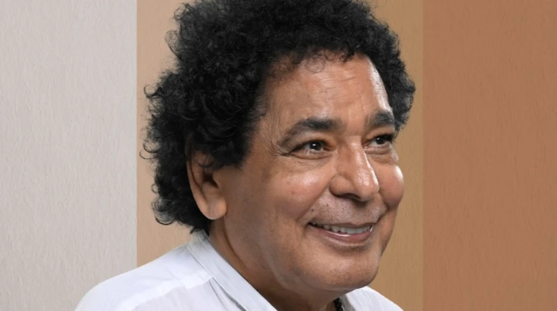 محمد منير يطرح أغنية "بين البينين"