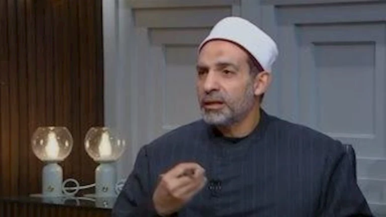 ما هو حكم الاقتراض لتجهيز ابنتي للزواج؟.. أمين الفتوى يشرح موقف الشريعة.