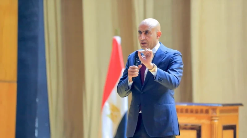 لا علاقة إطلاقًا بين استلام الكتب وأداء الرسوم الدراسية