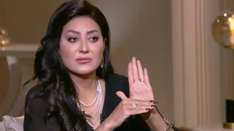 وفاء عامر ترد على إشاعات سرقة أعضاء شيكا