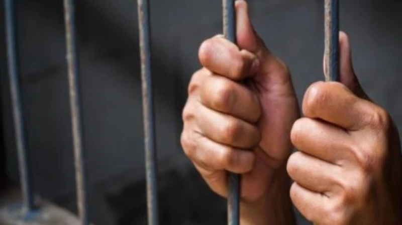 ضبط عاطل بتهمة سرقة محتويات وحدة صحية بحدائق أكتوبر